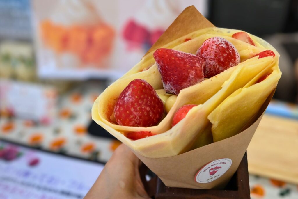 はなあふのクレープ「フローズンいちごスペシャル」