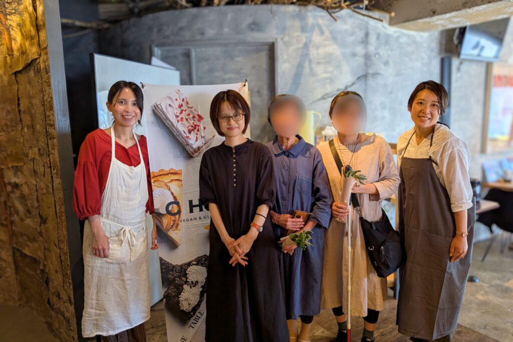 アフタヌーンティーイベントにてCHaTスタッフの皆様と