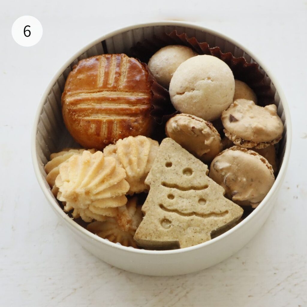 米粉のクリスマスクッキー缶