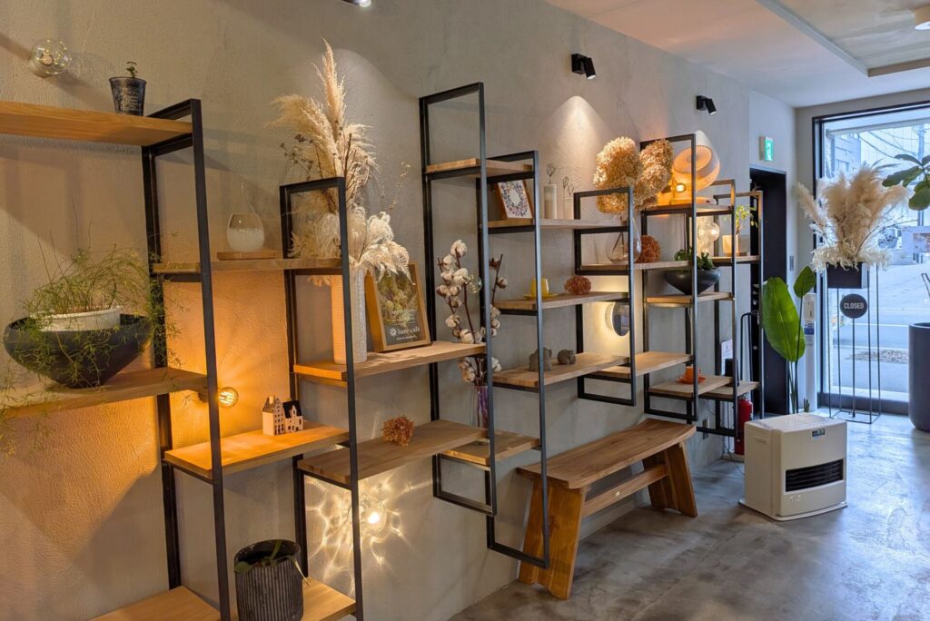 ハレカフェ店内ディスプレイ